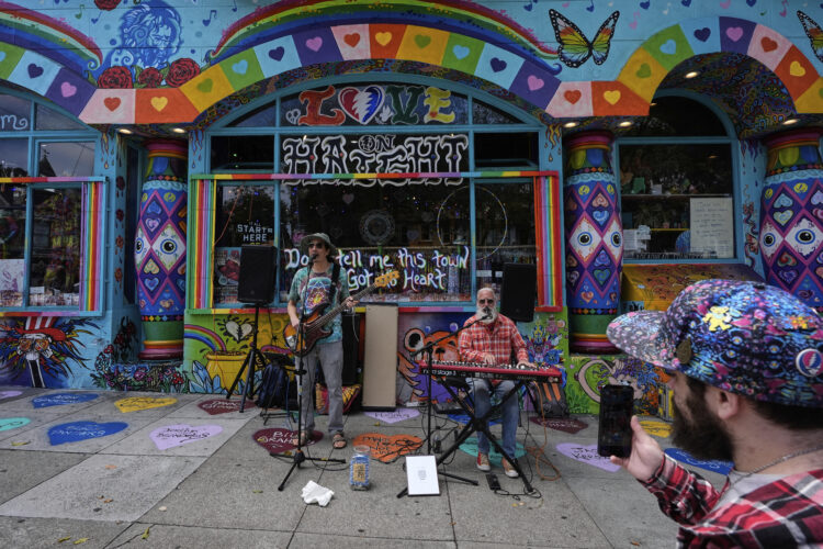 Group toasts Grateful Dead’s 60th with concerts at Golden Gate Park